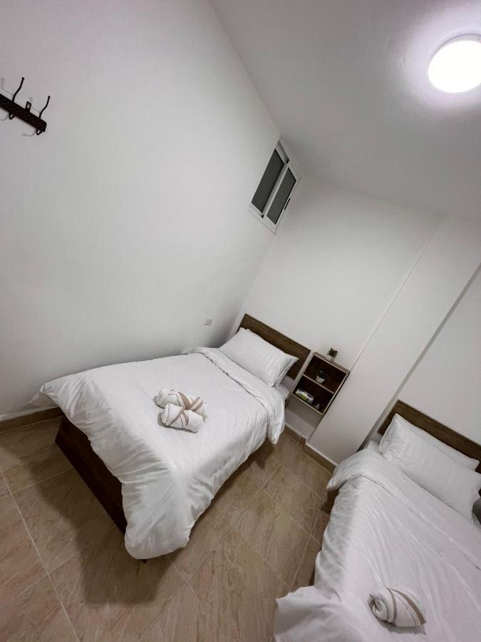 קאראק Guest House מראה חיצוני תמונה